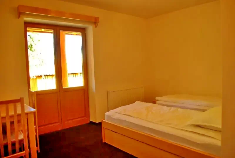 Hargitafürdő Szállás | Üdülőfalu (K0744-35) A kép szerzői jogvédelem alatt állhat. Javasolt a kapcsolatfelvétel a jog tulajdonossal.