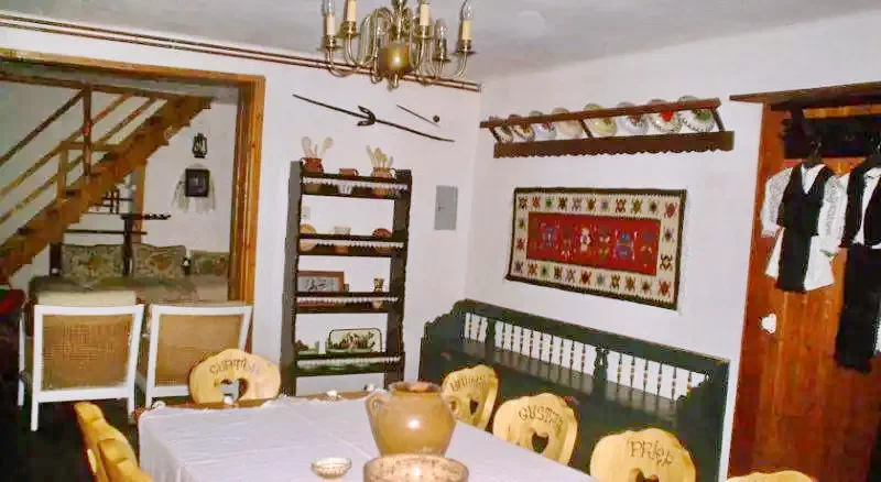 Felsőpián Szállás | Motel (K1177-21) A kép szerzői jogvédelem alatt állhat. Javasolt a kapcsolatfelvétel a jog tulajdonossal.