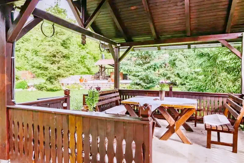 Medișoru Mic Cazare | Motel (K0509-8) Imaginea poate fi supusă drepturilor de autor. Se recomandă contactarea titularului drepturilor.