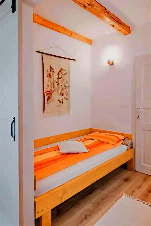 Kismedesér Szállás | Motel (K0509-31) A kép szerzői jogvédelem alatt állhat. Javasolt a kapcsolatfelvétel a jog tulajdonossal.