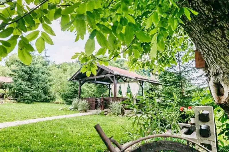 Kismedesér Szállás | Motel (K0509-43) A kép szerzői jogvédelem alatt állhat. Javasolt a kapcsolatfelvétel a jog tulajdonossal.