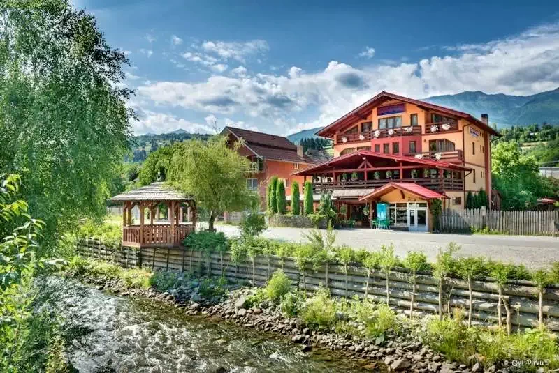 Borșa Cazare | Hostel (K0802-47) Imaginea poate fi supusă drepturilor de autor. Se recomandă contactarea titularului drepturilor.