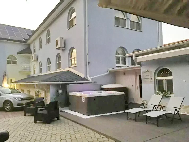 Hajdúszoboszló Szállás | Turisztikai panzió (K0152-2) A kép szerzői jogvédelem alatt állhat. Javasolt a kapcsolatfelvétel a jog tulajdonossal.