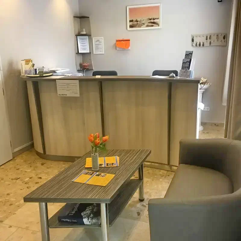  Cazare | Pensiune turistică (K0152-5) Imaginea poate fi supusă drepturilor de autor. Se recomandă contactarea titularului drepturilor.