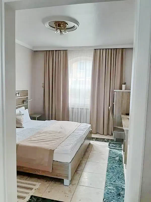 Hajdúszoboszló Szállás | Turisztikai panzió (K0152-40) A kép szerzői jogvédelem alatt állhat. Javasolt a kapcsolatfelvétel a jog tulajdonossal.