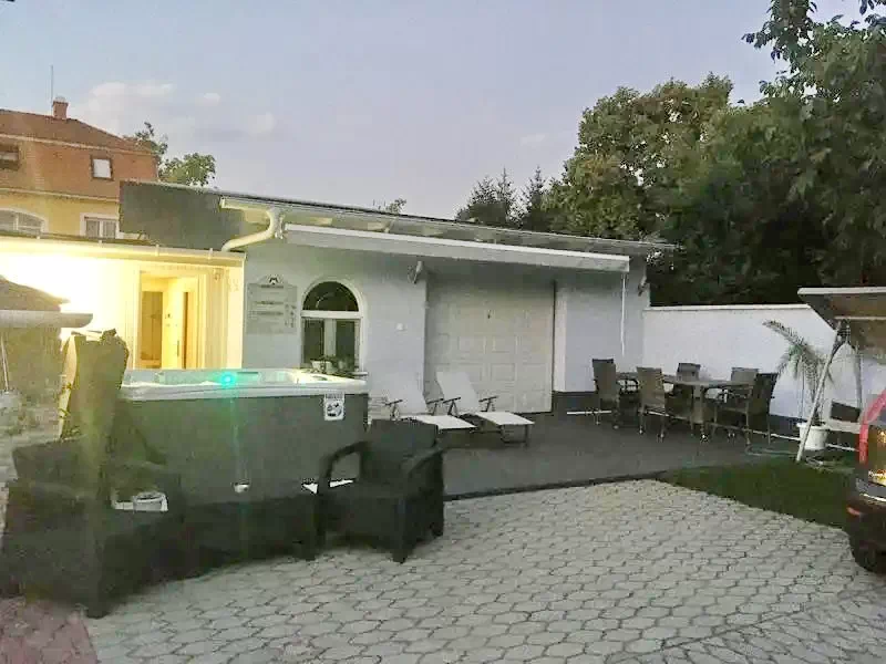 Hajdúszoboszló Szállás | Turisztikai panzió (K0152-41) A kép szerzői jogvédelem alatt állhat. Javasolt a kapcsolatfelvétel a jog tulajdonossal.