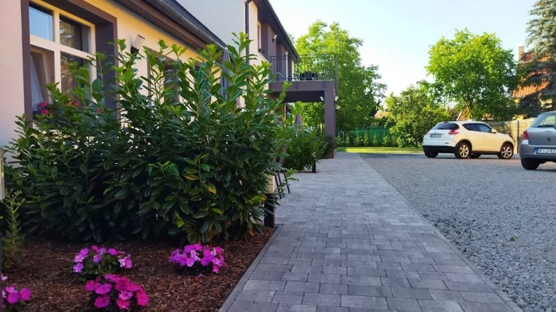 Gyula Szállás | Apartmanház (K1049-12) A kép szerzői jogvédelem alatt állhat. Javasolt a kapcsolatfelvétel a jog tulajdonossal.