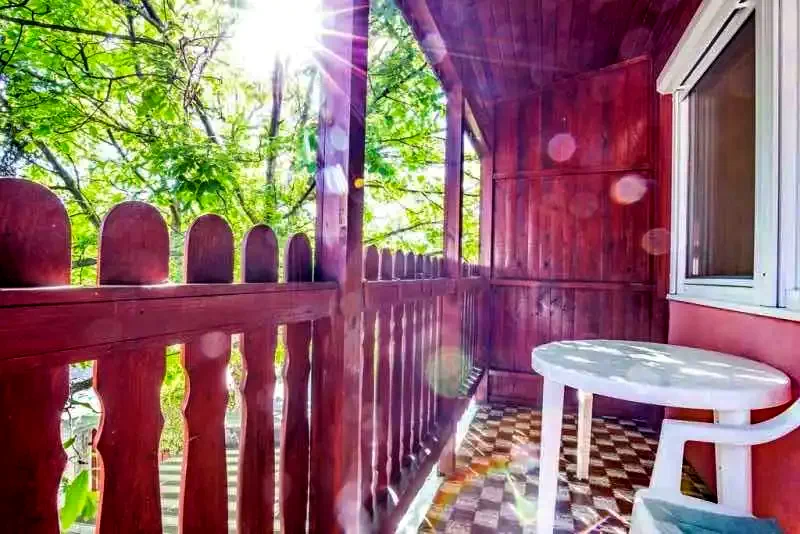  Cazare | Bungalow (K0851-7) Imaginea poate fi supusă drepturilor de autor. Se recomandă contactarea titularului drepturilor.