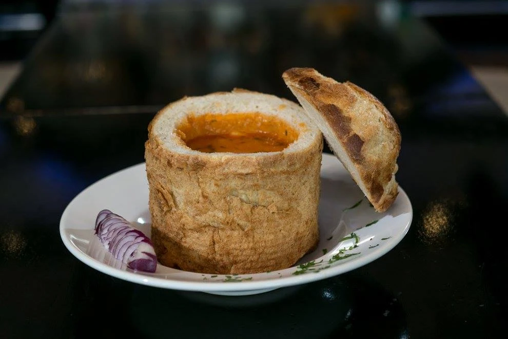 Segesvár Szállás | Turisztikai panzió (K1549-22) A kép szerzői jogvédelem alatt állhat. Javasolt a kapcsolatfelvétel a jog tulajdonossal.