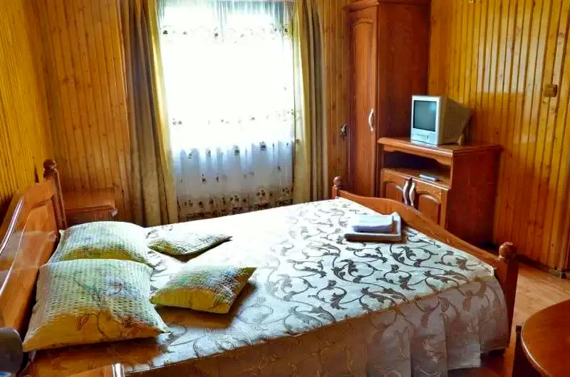 Arieșeni Cazare | Pensiune (K1250-18) Imaginea poate fi supusă drepturilor de autor. Se recomandă contactarea titularului drepturilor.