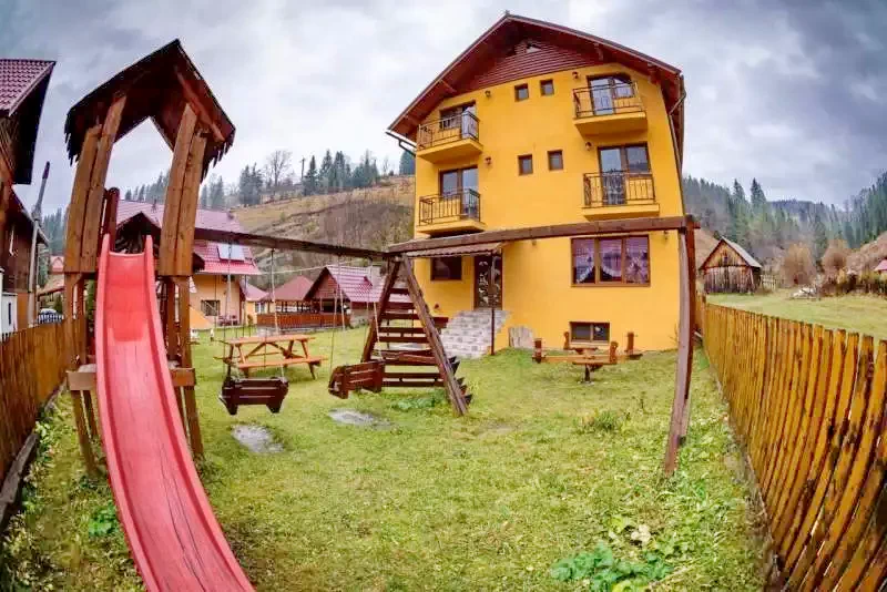 Arieșeni Cazare | Motel (K1250-21) Imaginea poate fi supusă drepturilor de autor. Se recomandă contactarea titularului drepturilor.