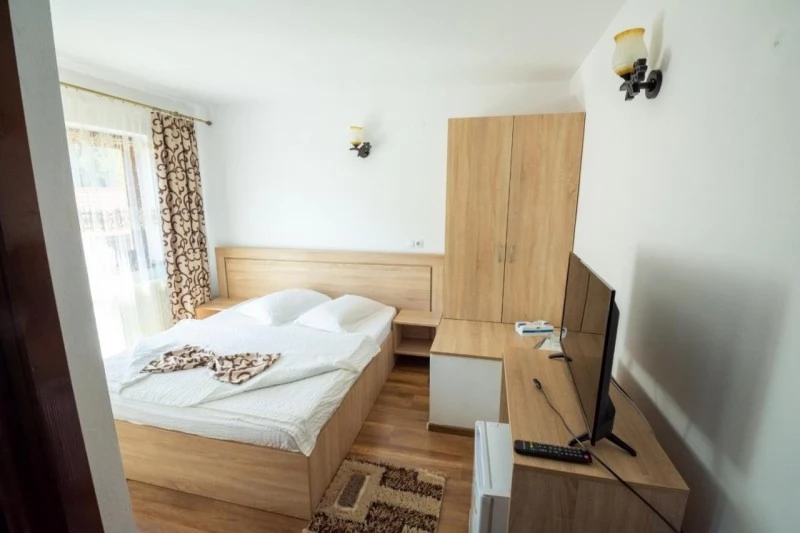 Arieșeni Cazare | Motel (K1250-26) Imaginea poate fi supusă drepturilor de autor. Se recomandă contactarea titularului drepturilor.