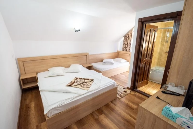 Arieșeni Cazare | Motel (K1250-31) Imaginea poate fi supusă drepturilor de autor. Se recomandă contactarea titularului drepturilor.