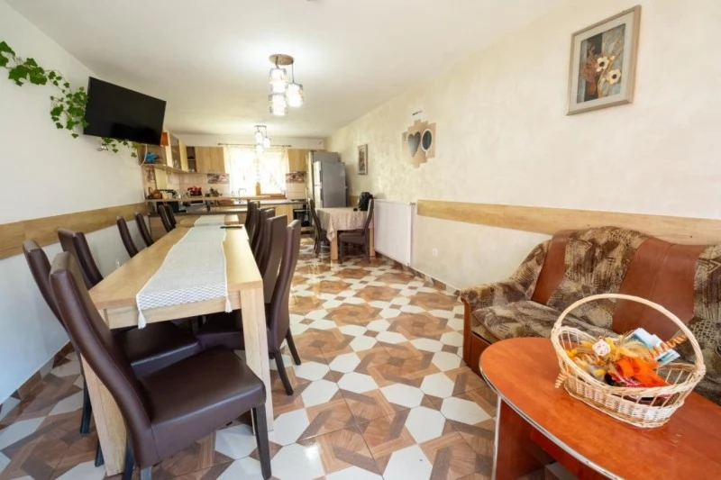 Lepus Szállás | Motel (K1250-33) A kép szerzői jogvédelem alatt állhat. Javasolt a kapcsolatfelvétel a jog tulajdonossal.