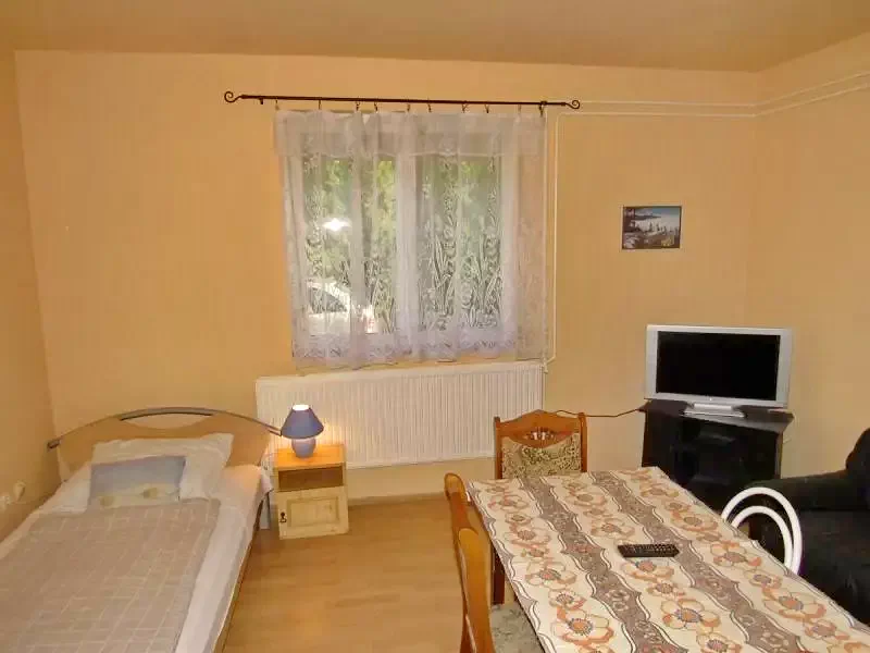 Debrecen Szállás | Üdülőfalu (K0663-18) A kép szerzői jogvédelem alatt állhat. Javasolt a kapcsolatfelvétel a jog tulajdonossal.