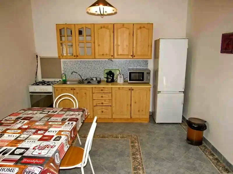 Debrețin Cazare | Sat de vacanță (K0663-22) Imaginea poate fi supusă drepturilor de autor. Se recomandă contactarea titularului drepturilor.