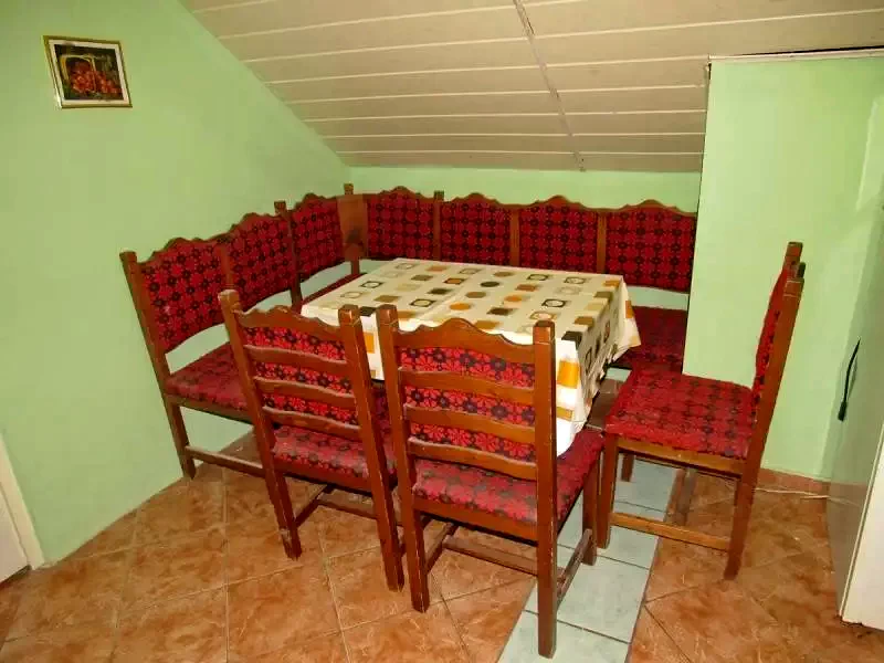 Debrețin Cazare | Sat de vacanță (K0663-41) Imaginea poate fi supusă drepturilor de autor. Se recomandă contactarea titularului drepturilor.