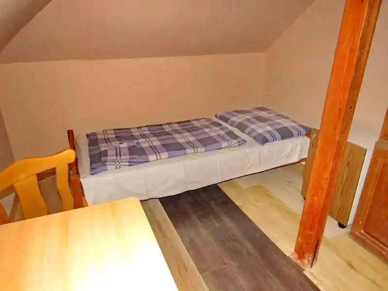 Debrețin Cazare | Sat de vacanță (K0663-55) Imaginea poate fi supusă drepturilor de autor. Se recomandă contactarea titularului drepturilor.