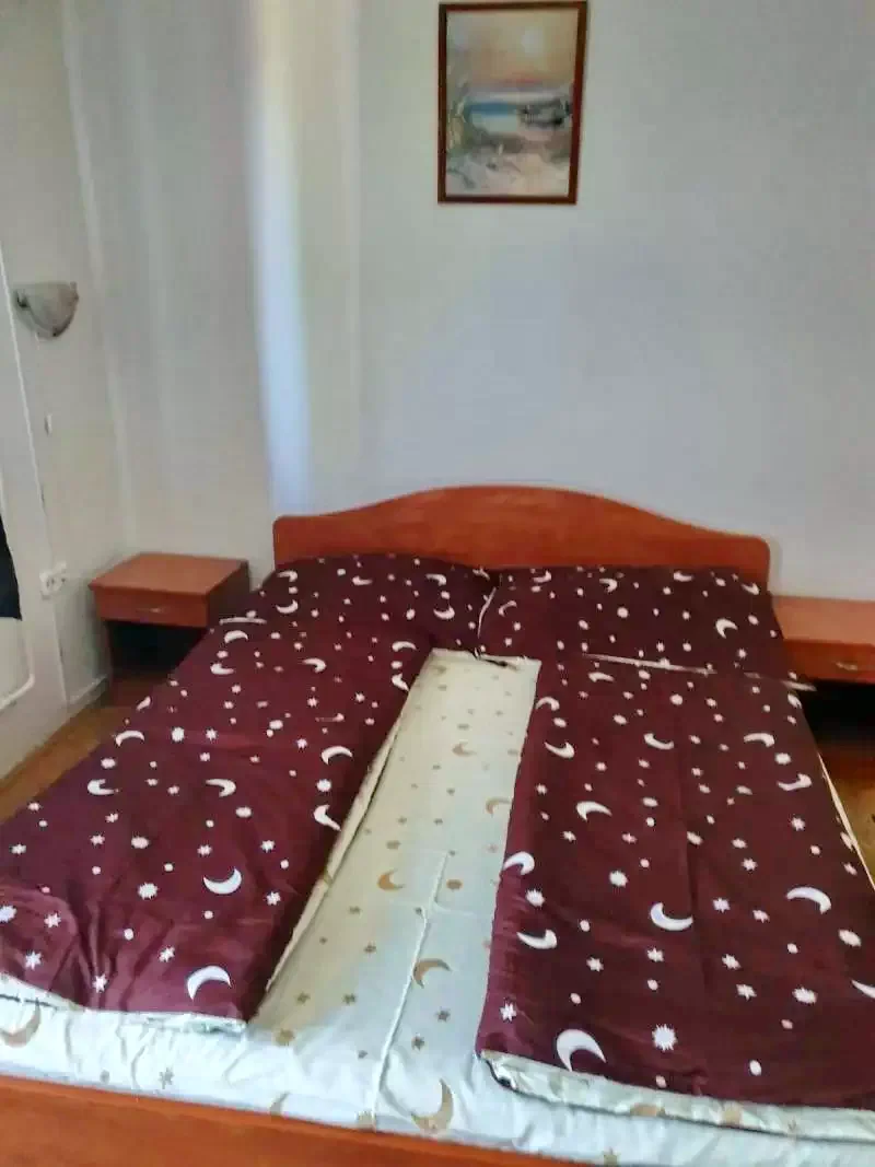 Hajdúszoboszló Szállás | Vendégház (K0001-5) A kép szerzői jogvédelem alatt állhat. Javasolt a kapcsolatfelvétel a jog tulajdonossal. Hajdúszoboszló Szállás | Vendégház (K0001-5) A kép szerzői jogvédelem alatt állhat. Javasolt a kapcsolatfelvétel a jog tulajdonossal.