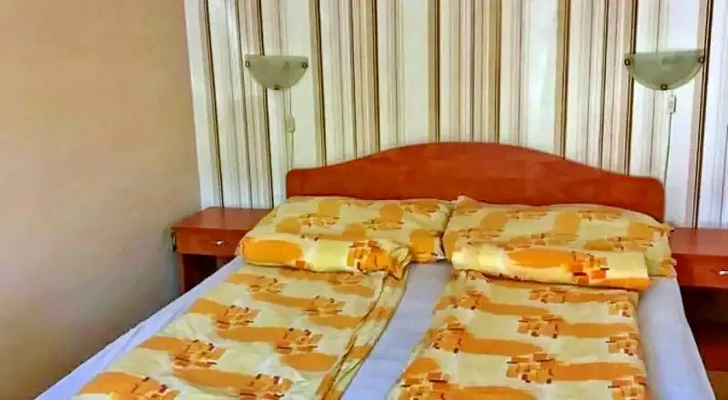  Cazare | Hotel**** (K0001-6) Imaginea poate fi supusă drepturilor de autor. Se recomandă contactarea titularului drepturilor.