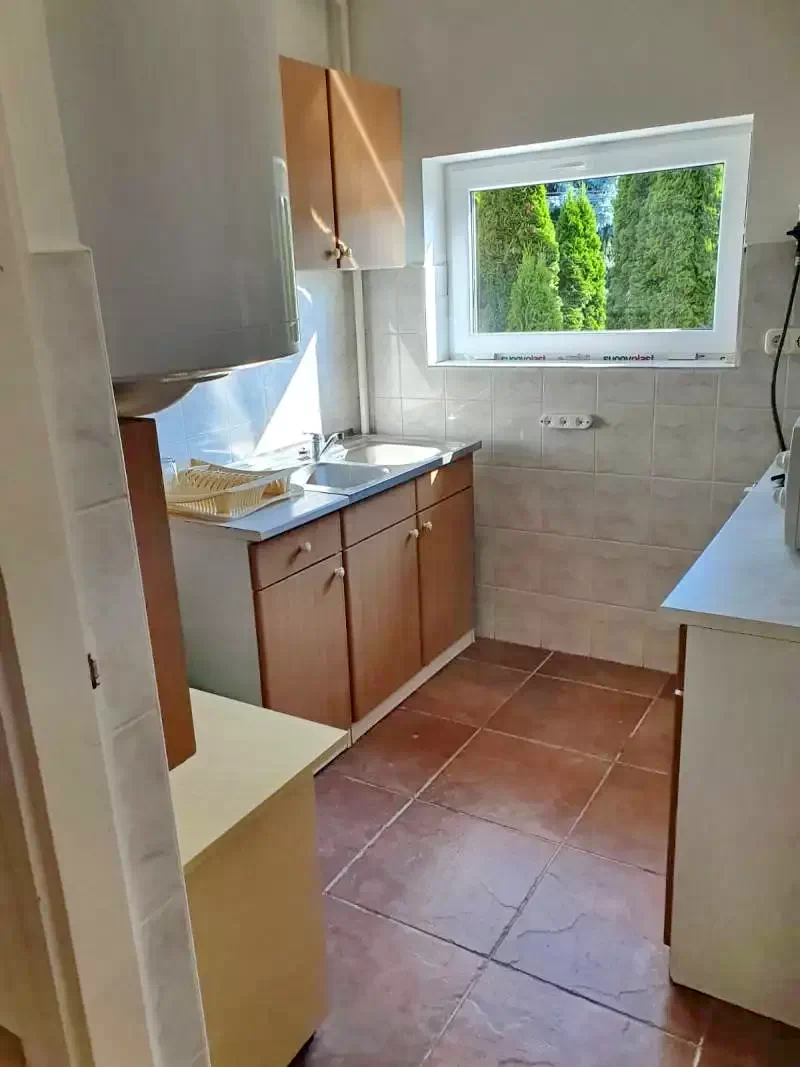 Hajdúszoboszló Szállás | Vendégház (K0001-20) A kép szerzői jogvédelem alatt állhat. Javasolt a kapcsolatfelvétel a jog tulajdonossal. Hajdúszoboszló Szállás | Vendégház (K0001-20) A kép szerzői jogvédelem alatt állhat. Javasolt a kapcsolatfelvétel a jog tulajdonossal.