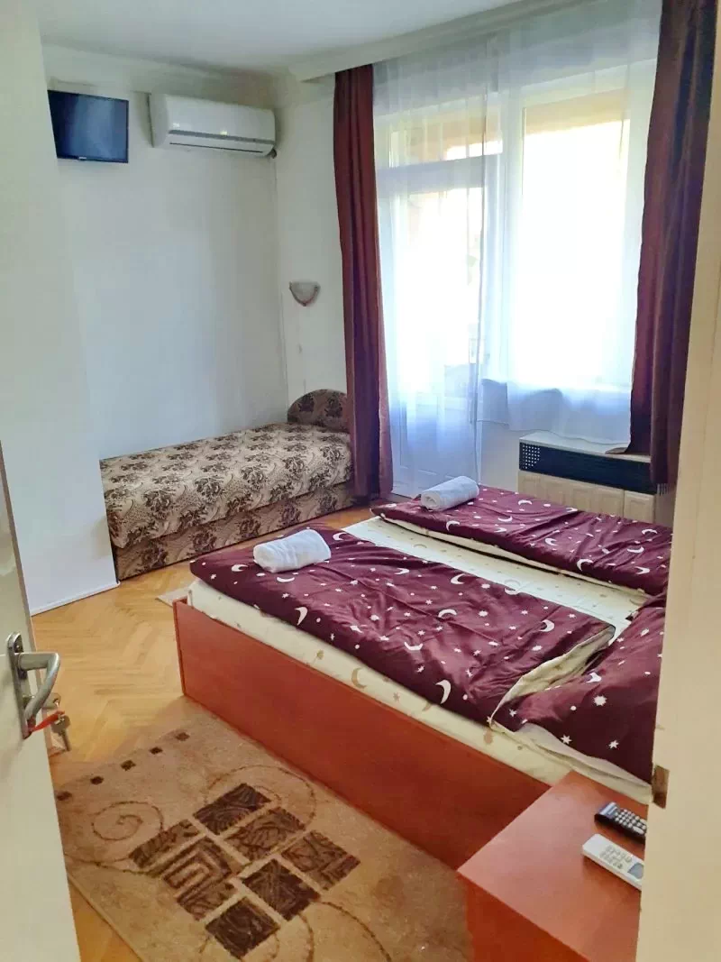  Cazare | Hotel**** (K0001-33) Imaginea poate fi supusă drepturilor de autor. Se recomandă contactarea titularului drepturilor.