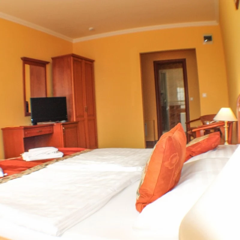 Hajdúszoboszló Szállás | Hotel*** (K0168-16) A kép szerzői jogvédelem alatt állhat. Javasolt a kapcsolatfelvétel a jog tulajdonossal. Hajdúszoboszló Szállás | Hotel*** (K0168-16) A kép szerzői jogvédelem alatt állhat. Javasolt a kapcsolatfelvétel a jog tulajdonossal.