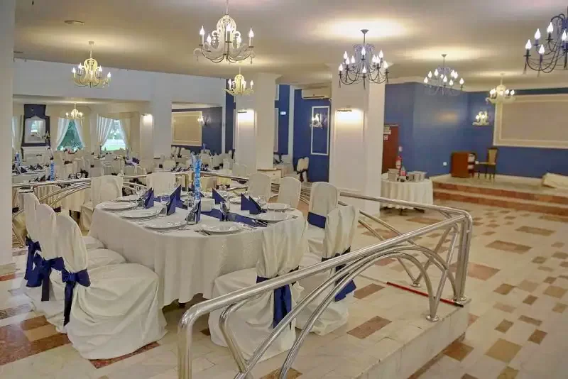 Cazare Hunedoara - Hotel Rusca*** | Vajdahunyad - Rusca Hotel***. Imaginea poate fi supusă drepturilor de autor. Se recomandă contactarea titularului drepturilor.