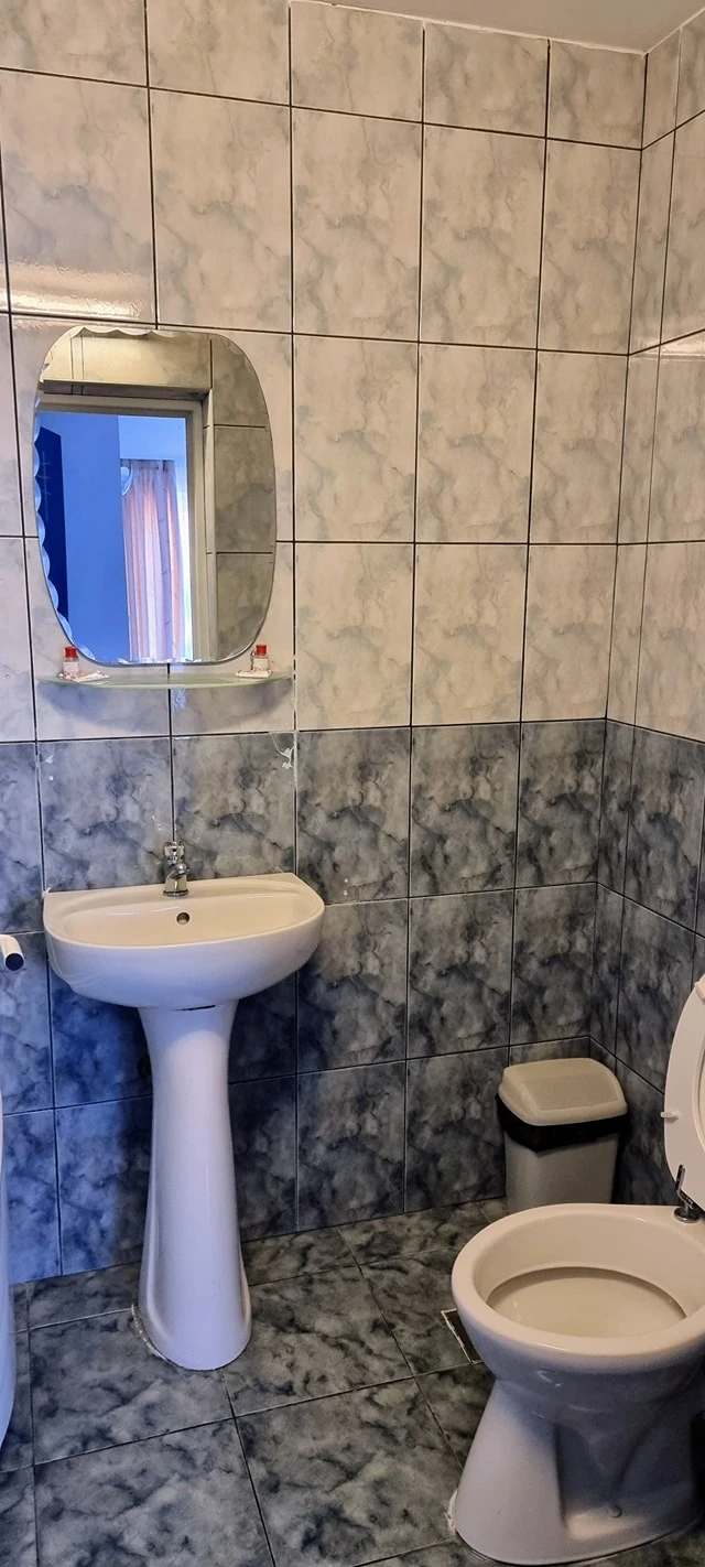 Sâmbăta de Sus Cazare | Motel (K1528-16) Imaginea poate fi supusă drepturilor de autor. Se recomandă contactarea titularului drepturilor.