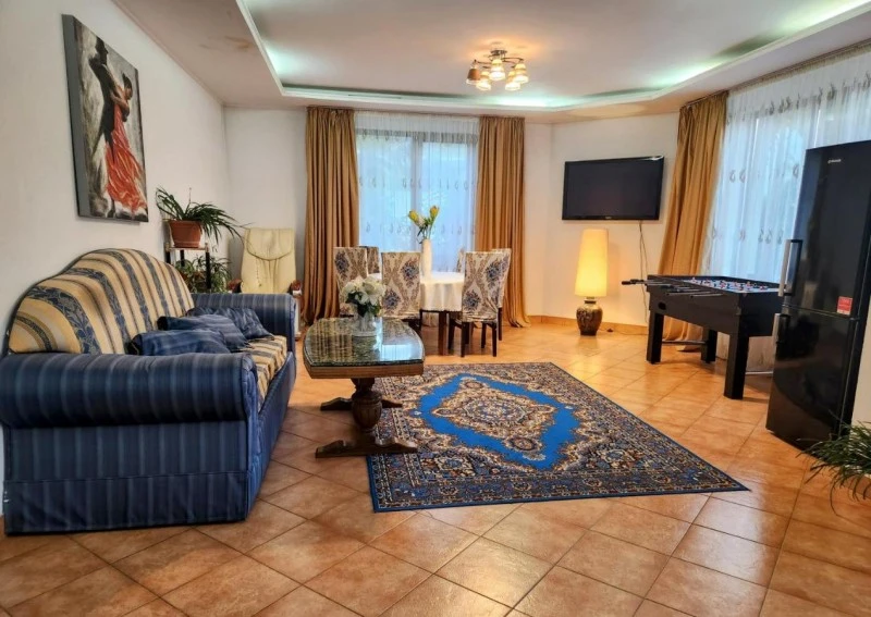 Sâmbăta de Sus Cazare | Motel (K1528-39) Imaginea poate fi supusă drepturilor de autor. Se recomandă contactarea titularului drepturilor.