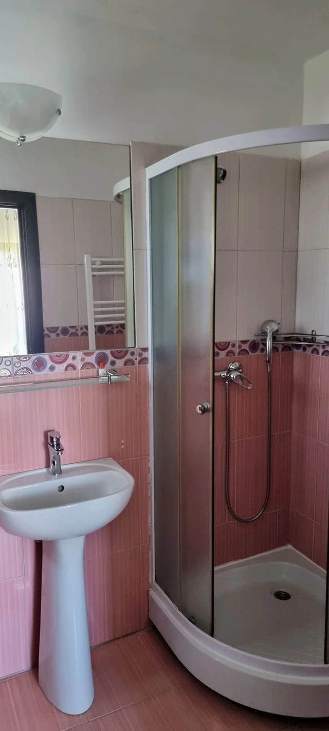 Felsőszombatfalva Szállás | Motel (K1528-45) A kép szerzői jogvédelem alatt állhat. Javasolt a kapcsolatfelvétel a jog tulajdonossal.