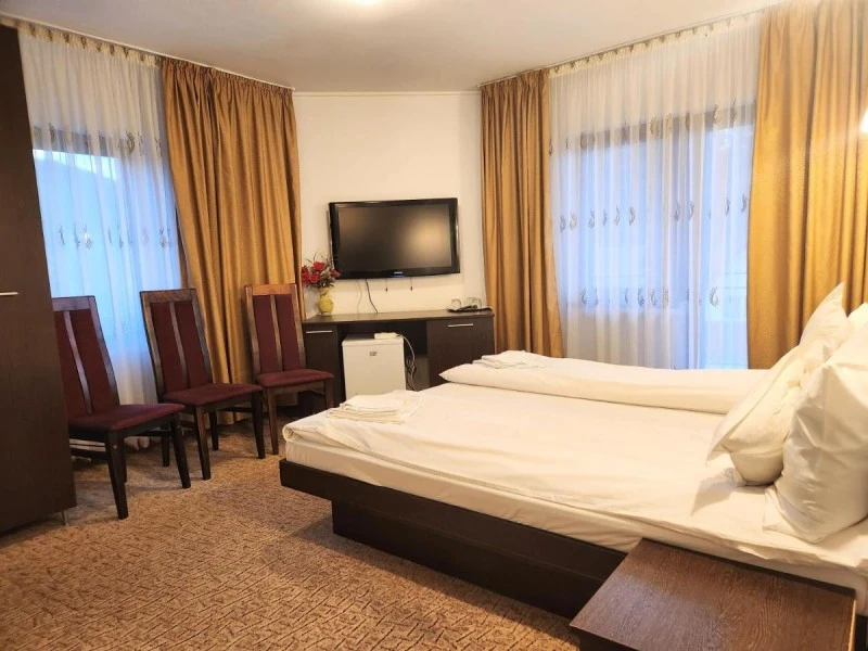 Sâmbăta de Sus Cazare | Motel (K1528-48) Imaginea poate fi supusă drepturilor de autor. Se recomandă contactarea titularului drepturilor.