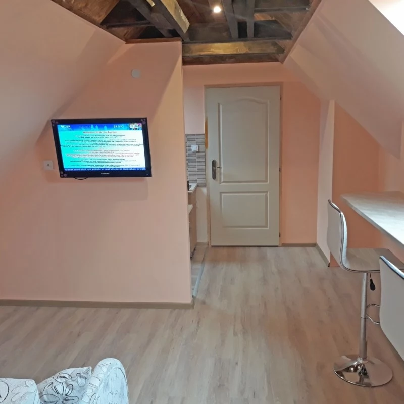 Bogács Szállás | Vendégház (K1163-5) A kép szerzői jogvédelem alatt állhat. Javasolt a kapcsolatfelvétel a jog tulajdonossal. Bogács Szállás | Vendégház (K1163-5) A kép szerzői jogvédelem alatt állhat. Javasolt a kapcsolatfelvétel a jog tulajdonossal.