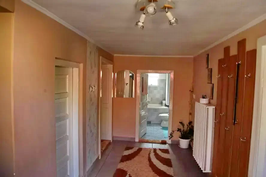 Lupeni Cazare | Hotel**** (K0843-20) Imaginea poate fi supusă drepturilor de autor. Se recomandă contactarea titularului drepturilor.