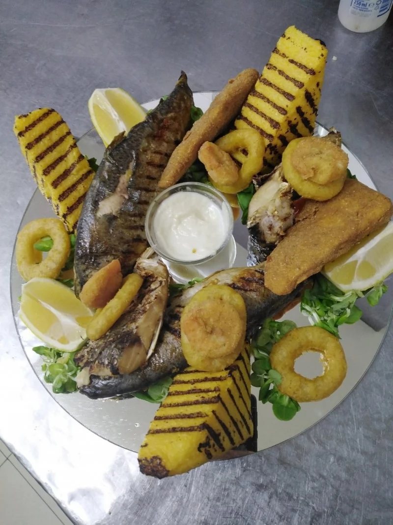  Szállás | Motel (K0653-28) A kép szerzői jogvédelem alatt állhat. Javasolt a kapcsolatfelvétel a jog tulajdonossal.