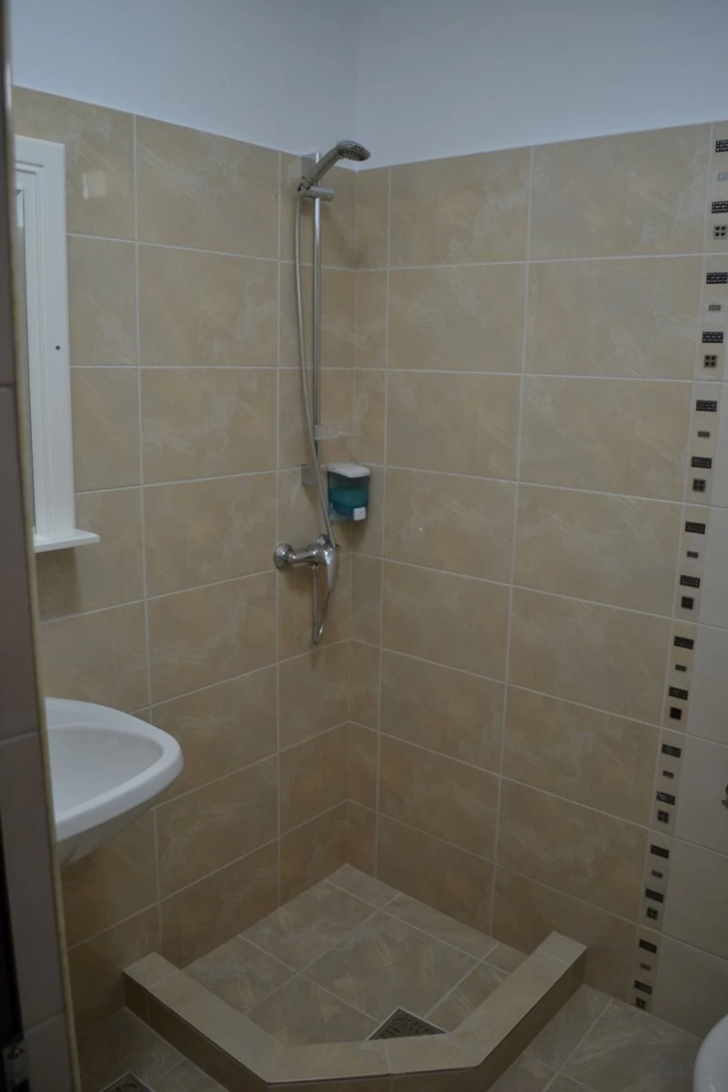 Corbeni Cazare | Motel (K0653-40) Imaginea poate fi supusă drepturilor de autor. Se recomandă contactarea titularului drepturilor.