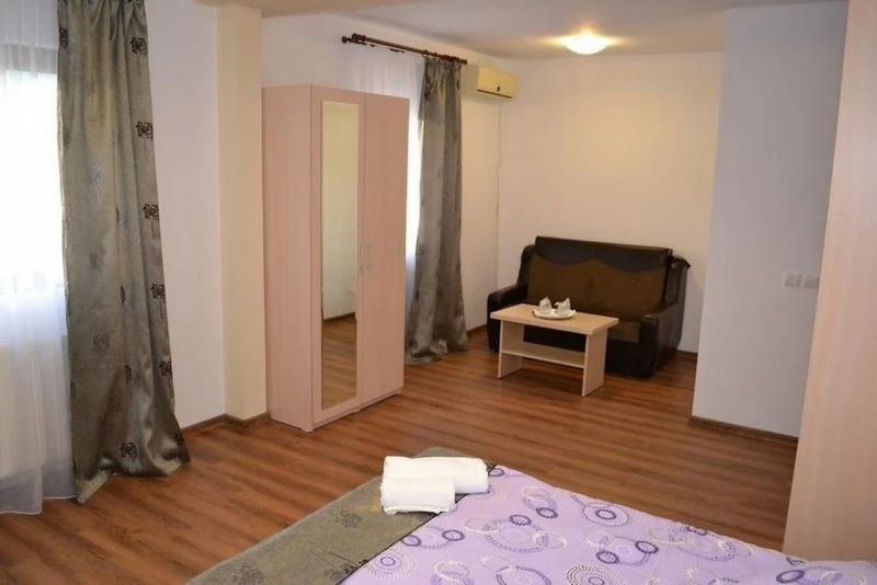  Szállás | Motel (K0653-44) A kép szerzői jogvédelem alatt állhat. Javasolt a kapcsolatfelvétel a jog tulajdonossal.