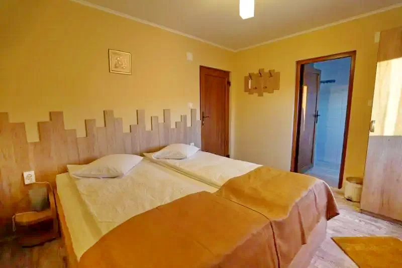 Brădești Cazare | Pensiune (K1259-17) Imaginea poate fi supusă drepturilor de autor. Se recomandă contactarea titularului drepturilor.