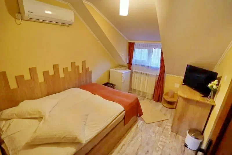 Fenyéd Szállás | Motel (K1259-19) A kép szerzői jogvédelem alatt állhat. Javasolt a kapcsolatfelvétel a jog tulajdonossal.