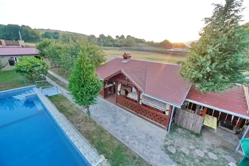 Brădești Cazare | Motel (K1259-26) Imaginea poate fi supusă drepturilor de autor. Se recomandă contactarea titularului drepturilor.