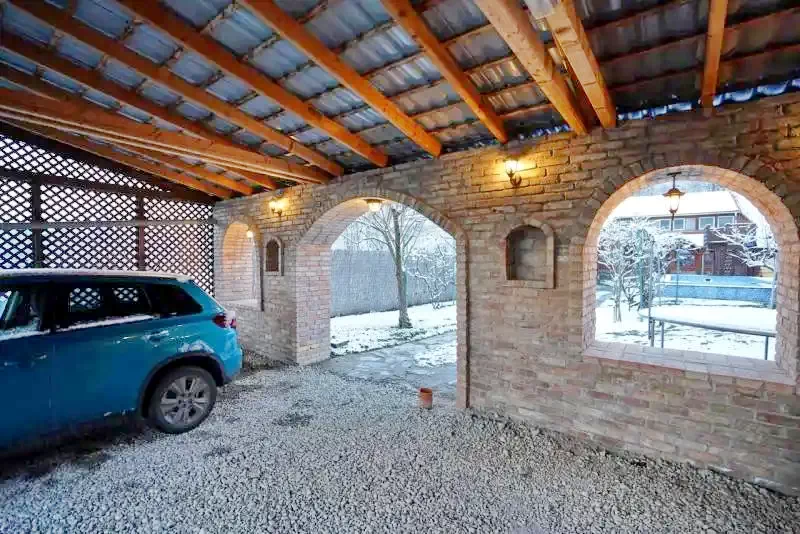 Brădești Cazare | Motel (K1259-47) Imaginea poate fi supusă drepturilor de autor. Se recomandă contactarea titularului drepturilor.