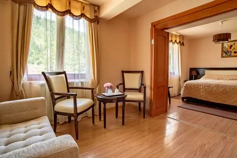 Gyimesközéplok Szállás | Motel (K1110-4) A kép szerzői jogvédelem alatt állhat. Javasolt a kapcsolatfelvétel a jog tulajdonossal.