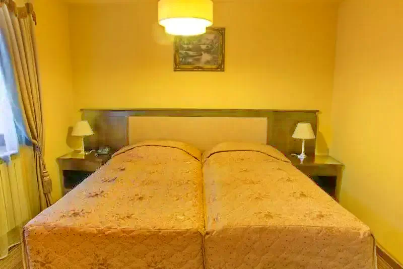 Gyimesközéplok Szállás | Motel (K1110-8) A kép szerzői jogvédelem alatt állhat. Javasolt a kapcsolatfelvétel a jog tulajdonossal.