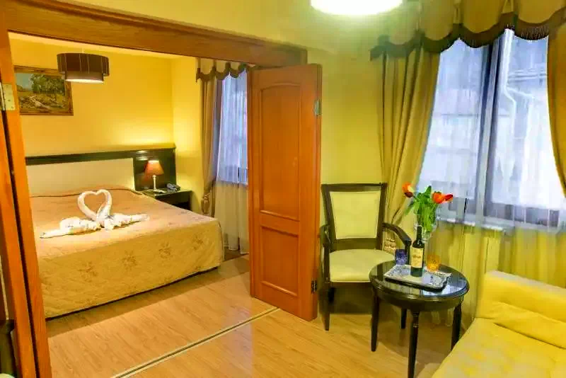 Lunca de Jos Cazare | Motel (K1110-11) Imaginea poate fi supusă drepturilor de autor. Se recomandă contactarea titularului drepturilor.