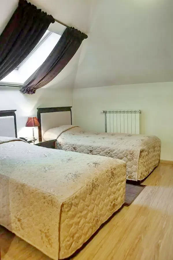 Gyimesközéplok Szállás | Motel (K1110-14) A kép szerzői jogvédelem alatt állhat. Javasolt a kapcsolatfelvétel a jog tulajdonossal.