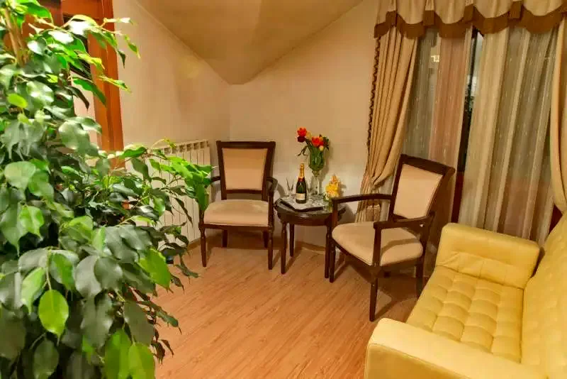 Lunca de Jos Cazare | Motel (K1110-17) Imaginea poate fi supusă drepturilor de autor. Se recomandă contactarea titularului drepturilor.