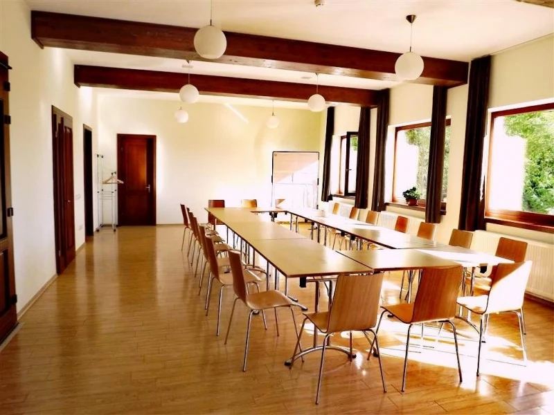 Karánsebes Szállás | Motel (K1457-19) A kép szerzői jogvédelem alatt állhat. Javasolt a kapcsolatfelvétel a jog tulajdonossal.