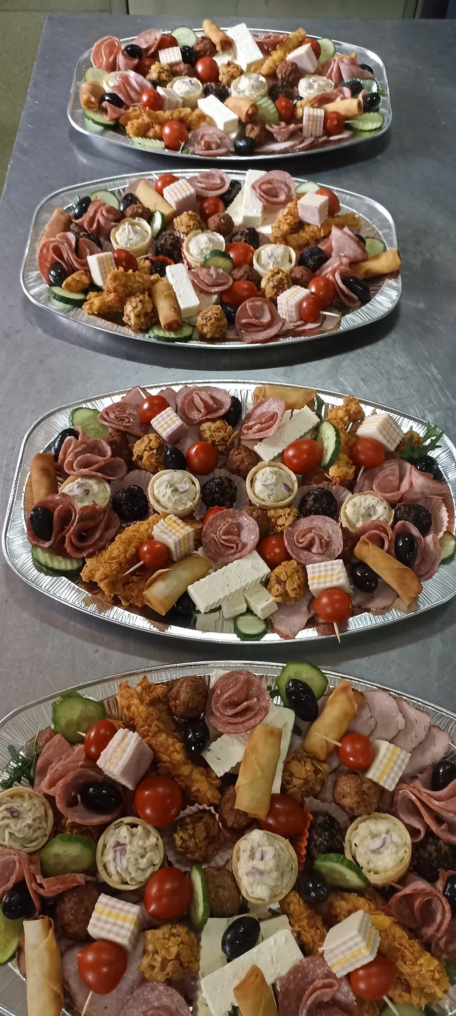 Karánsebes Szállás | Panzió (K1457-38) A kép szerzői jogvédelem alatt állhat. Javasolt a kapcsolatfelvétel a jog tulajdonossal. Karánsebes Szállás | Panzió (K1457-38) A kép szerzői jogvédelem alatt állhat. Javasolt a kapcsolatfelvétel a jog tulajdonossal.