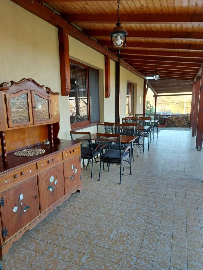 Karánsebes Szállás | Motel (K1457-65) A kép szerzői jogvédelem alatt állhat. Javasolt a kapcsolatfelvétel a jog tulajdonossal.