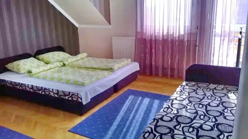 Debrețin Cazare | Hotel**** (K0776-20) Imaginea poate fi supusă drepturilor de autor. Se recomandă contactarea titularului drepturilor.